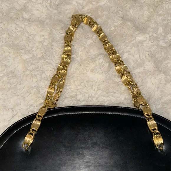 Vintage black leather Crown Lewis purse bag w/ gold chain - Picture 2 of 11